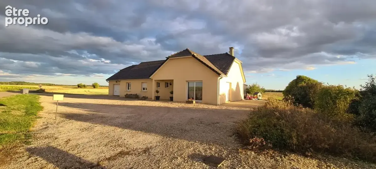 Maison Remilly Sur Tille -148 m2- 1ha4 de terrain - vaste dépendance - photo 10