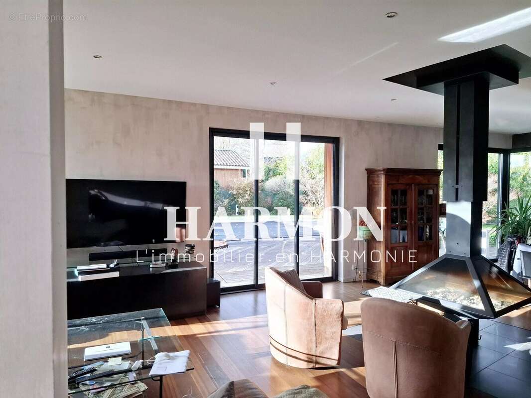 Maison à SAINT-SELVE