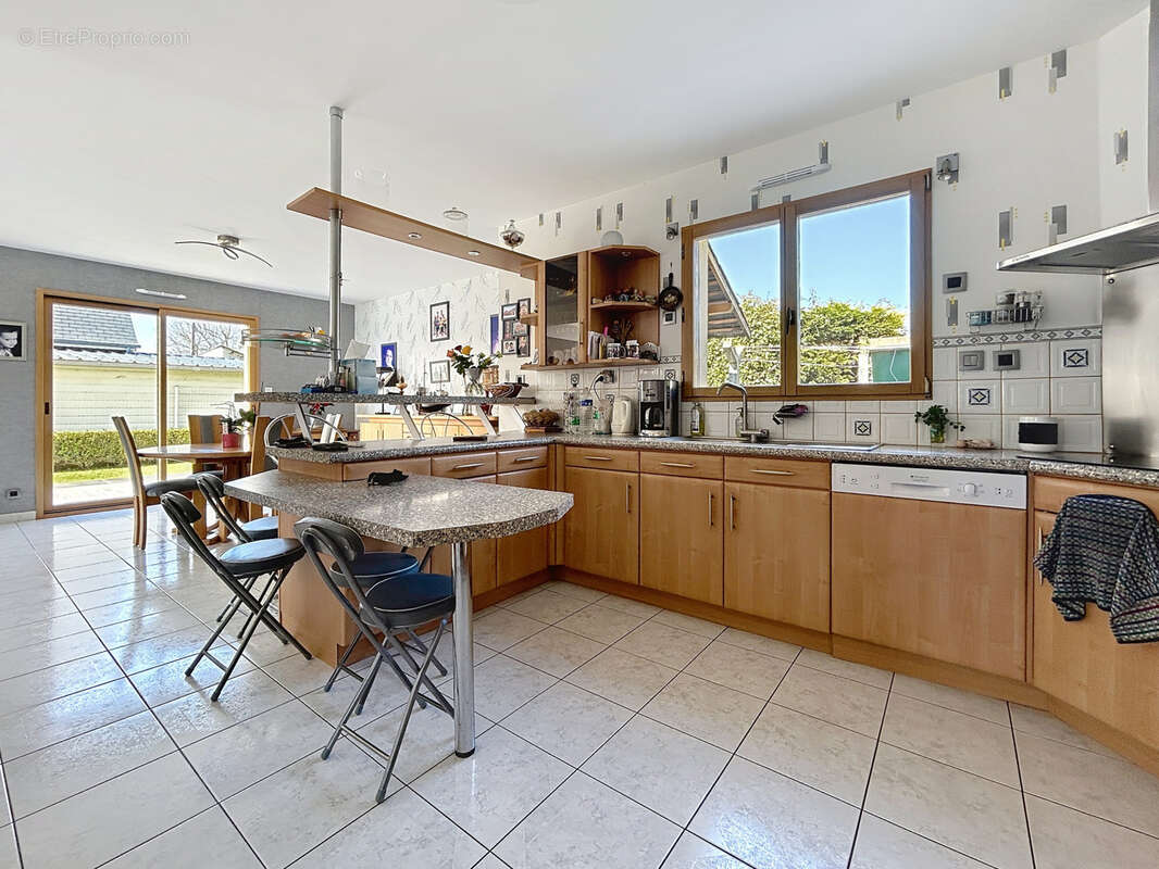 Maison à GRANDCAMP-MAISY