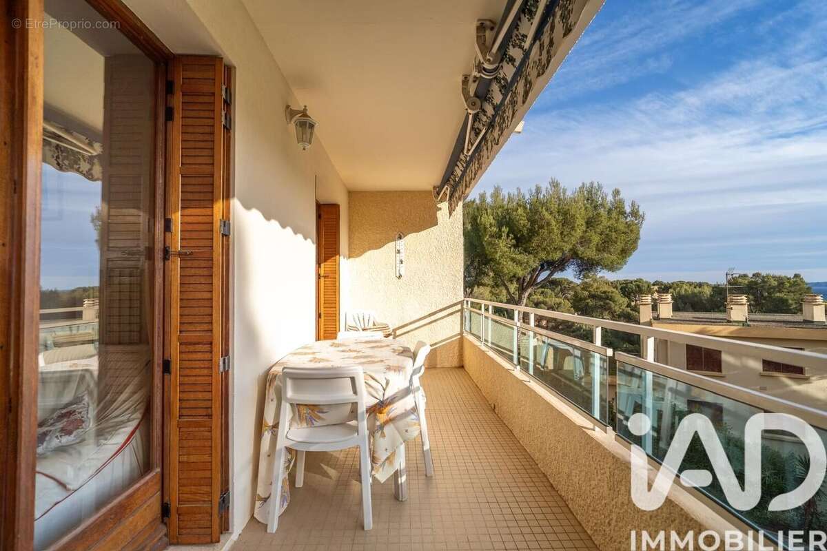 Photo 3 - Appartement à BORMES-LES-MIMOSAS