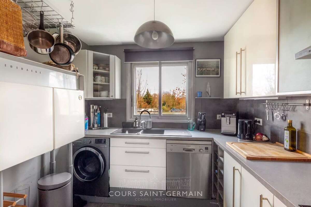 Appartement à SURESNES