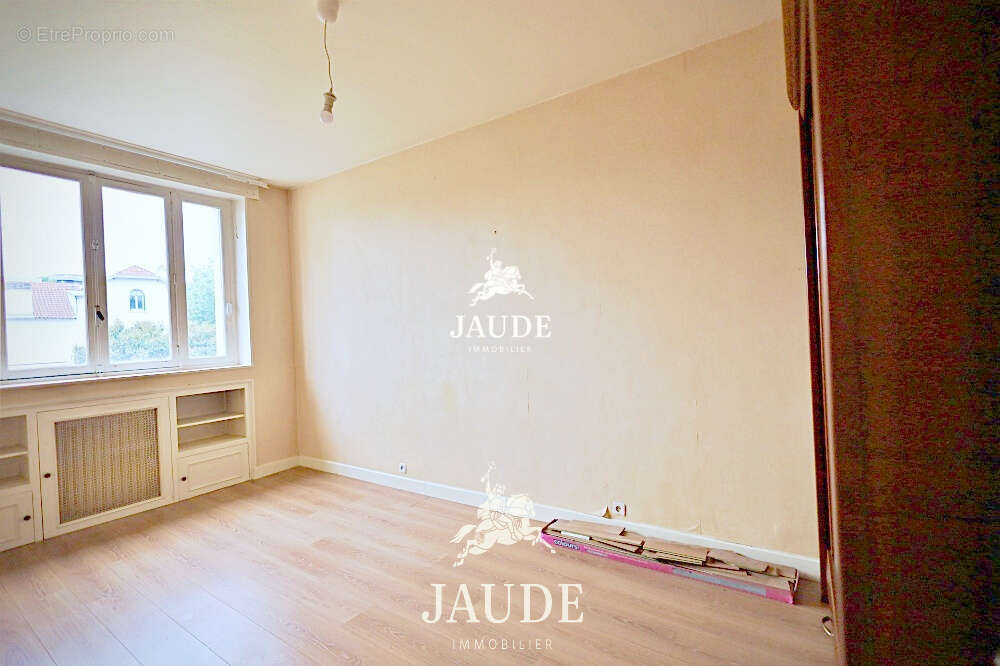 Appartement à CHAMALIERES