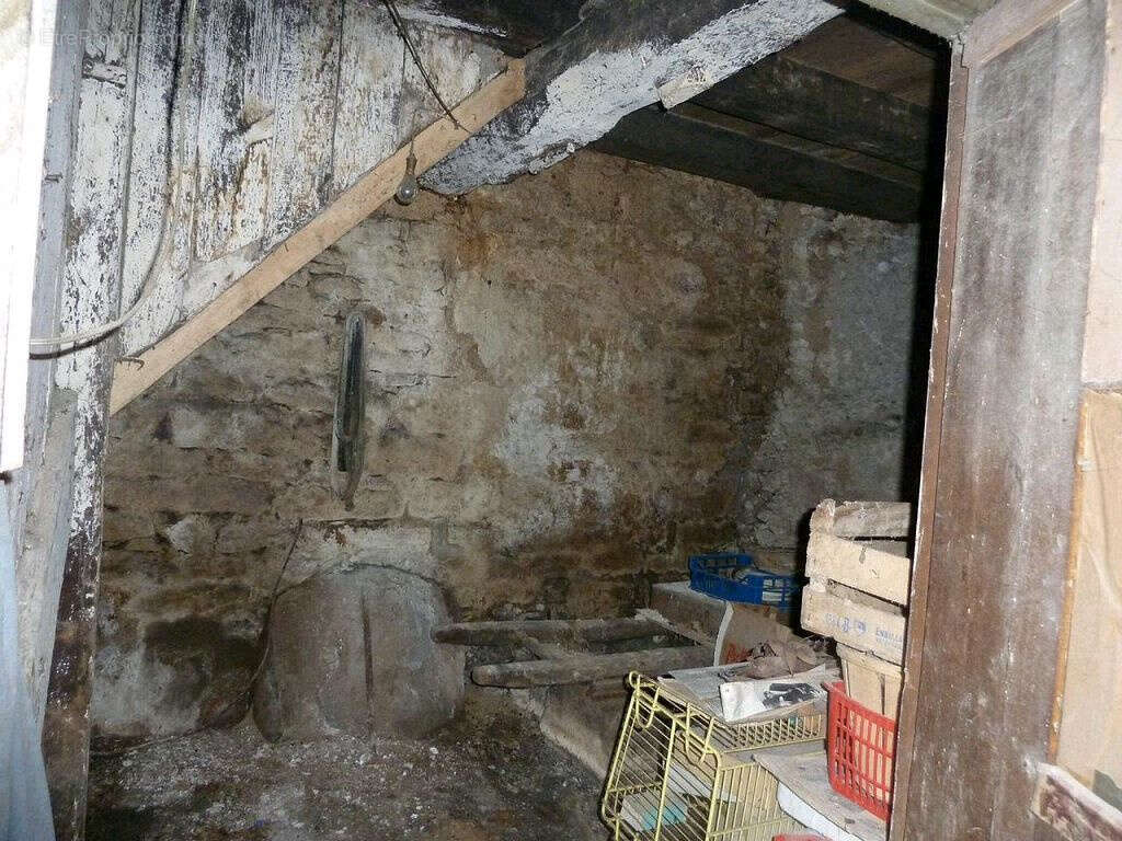 Maison à PUY-L'EVEQUE