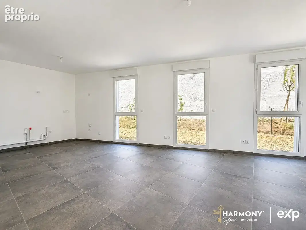 Appartement 71 m² à Marseille-8e  - photo 5