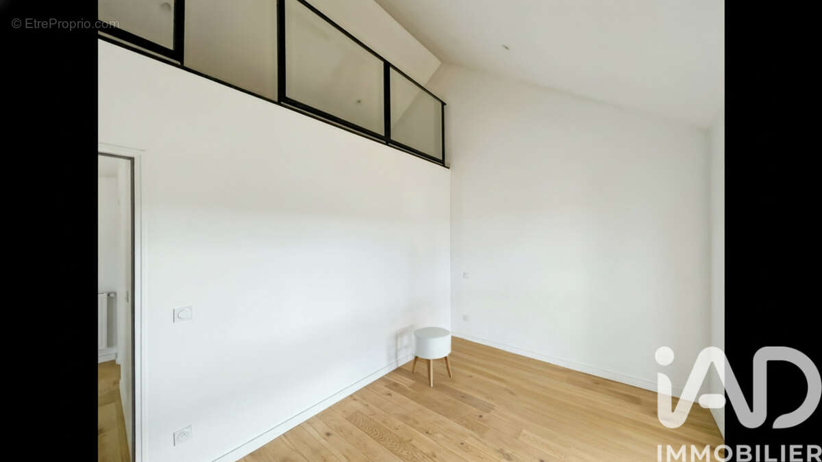 Photo 9 - Maison à BURES-SUR-YVETTE