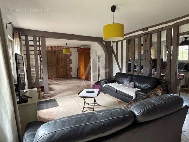 Proche Cormeilles ensemble de 2 maisons au calme - photo 3