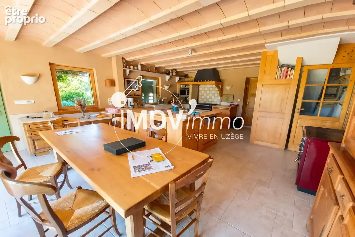 Maison 139 m² à vendre à Uzes (30700) - photo 2