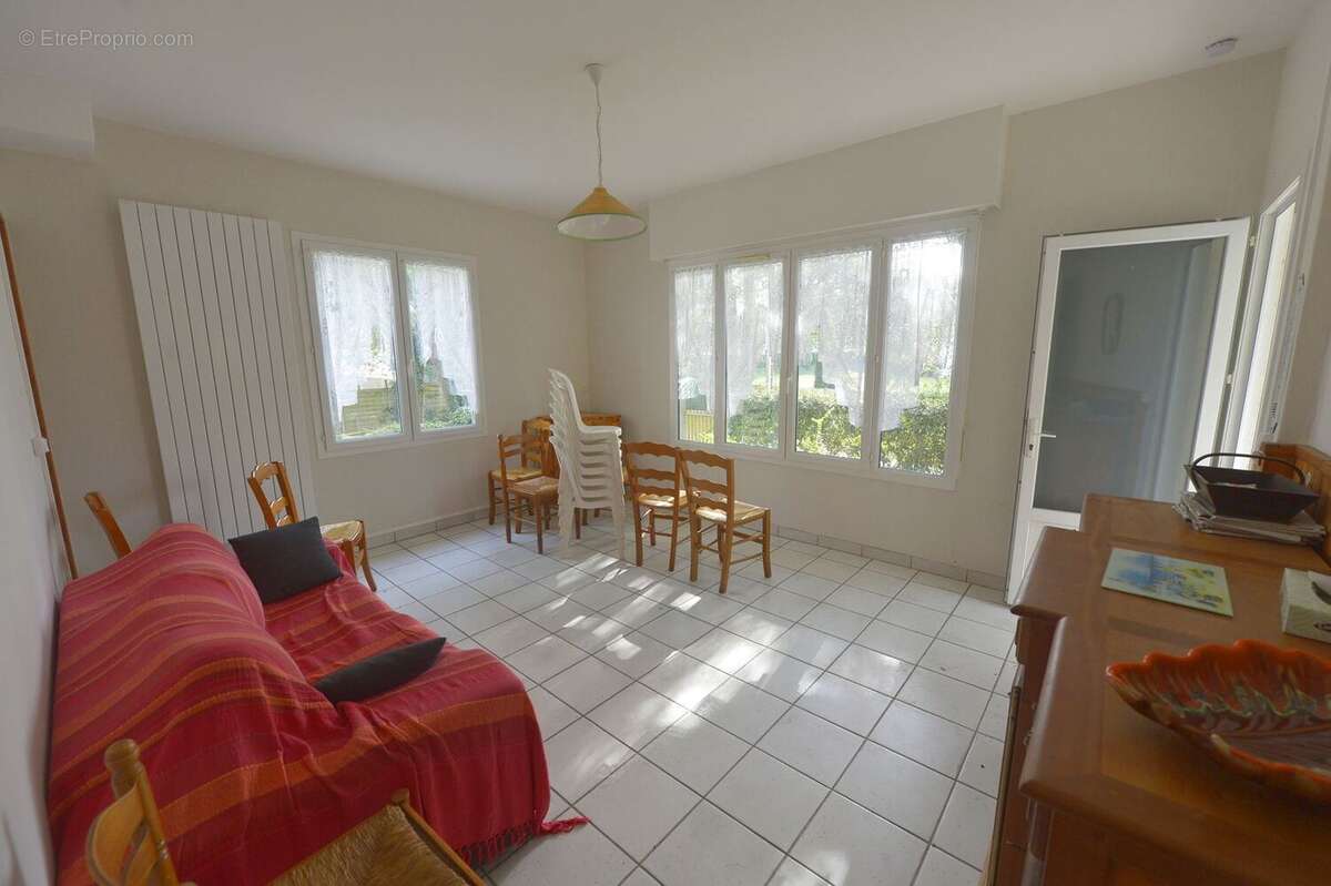 Maison à SAINT-GEORGES-DE-DIDONNE