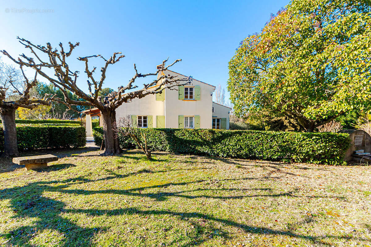 Maison à AIX-EN-PROVENCE