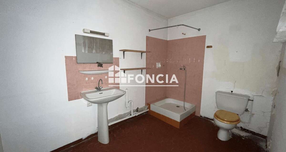 Appartement à LA JAVIE