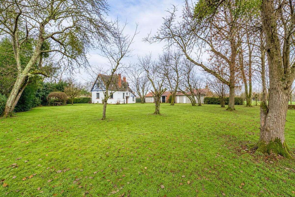 Maison à SAINT-CHRISTOPHE-EN-BAZELLE