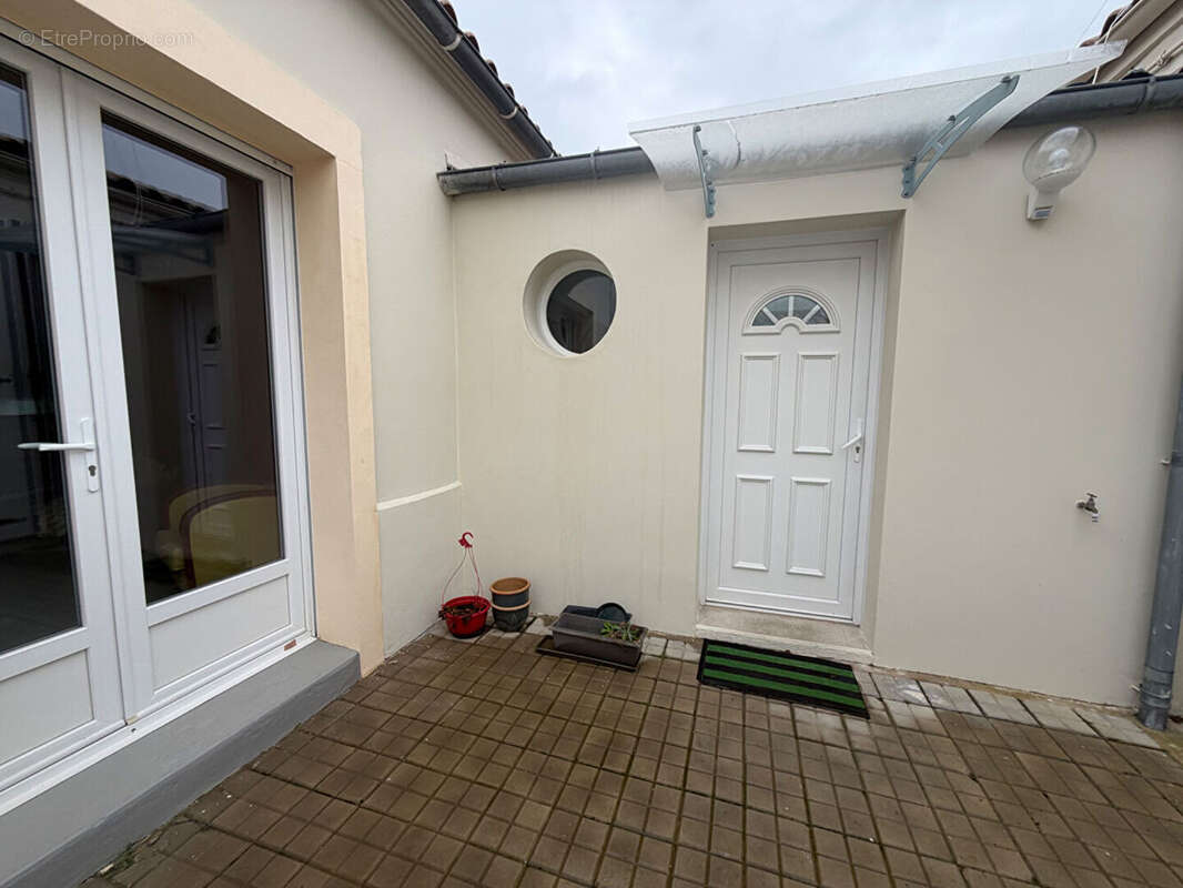 Maison 100m² à rochefort - photo 11