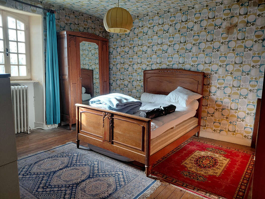 Maison à MAYENNE