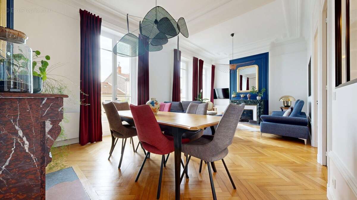 Appartement à LYON-6E