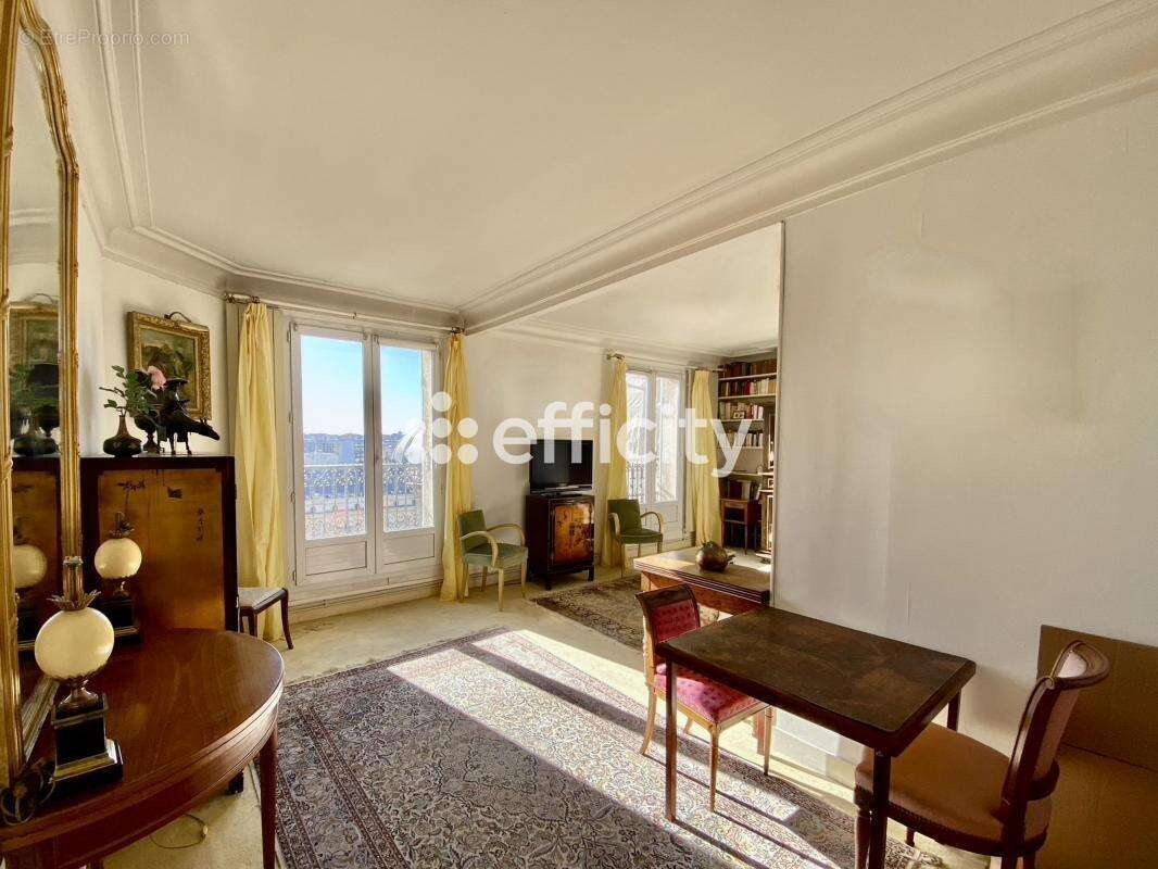 Appartement à PARIS-13E