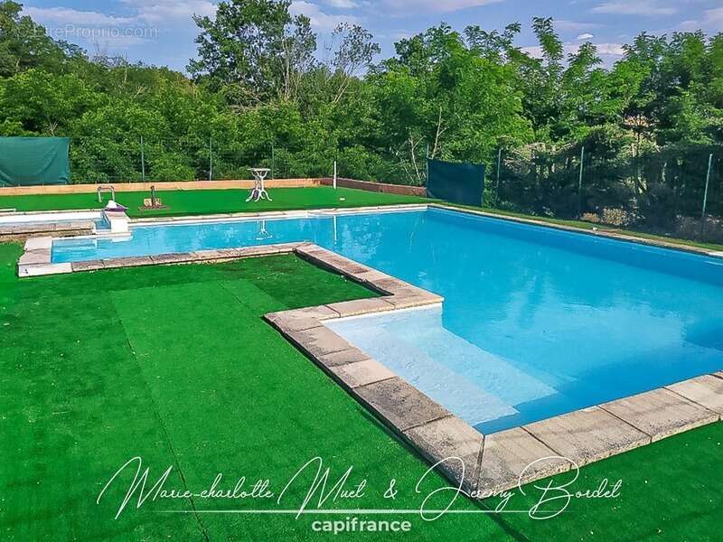 Maison à PONT-DE-VAUX