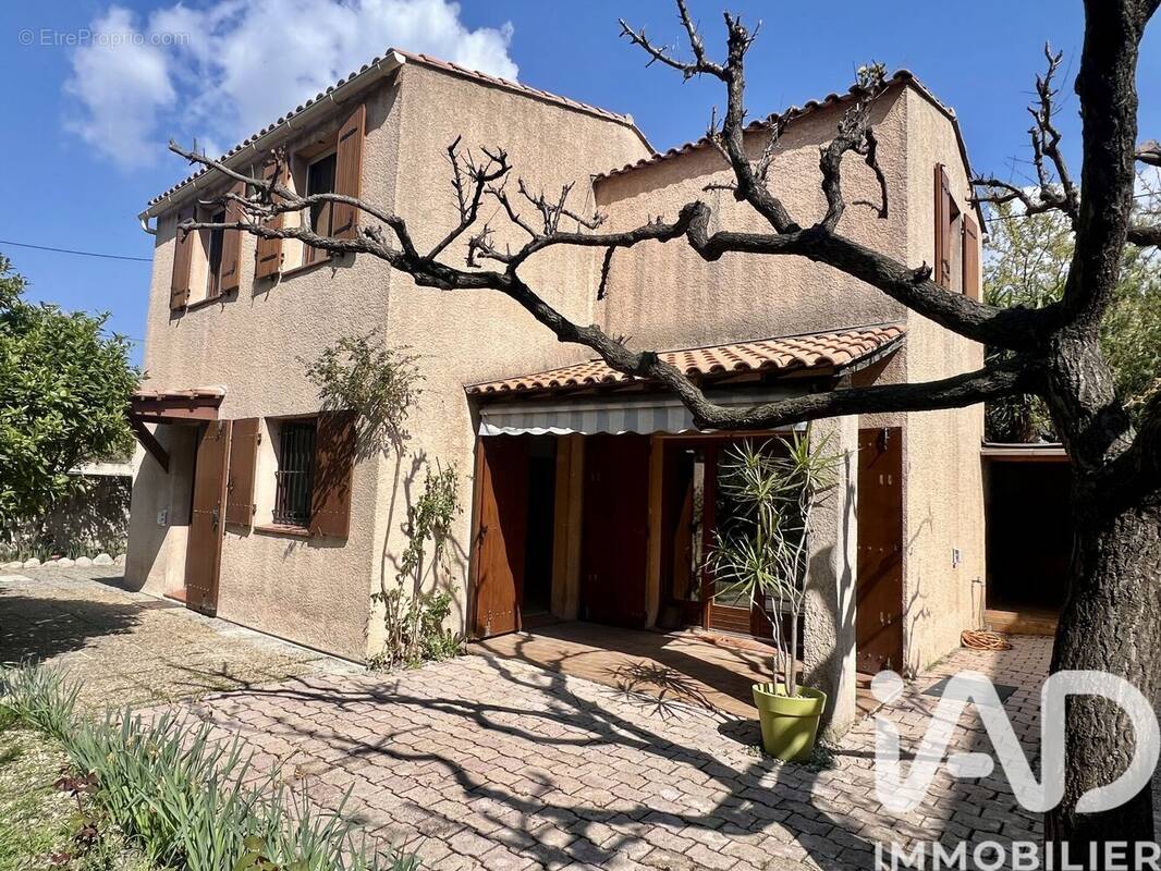 Photo 1 - Maison à MARSEILLE-10E