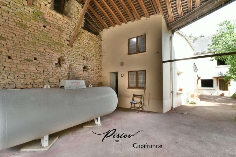Maison de ville, vie de plain pied, 2 salles d'eau, 3 chambres - photo 10