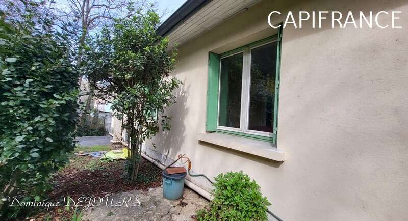 Maison à SAINT-SAUVEUR-DE-MONTAGUT