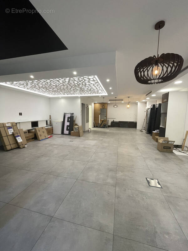 Commerce à AIX-EN-PROVENCE