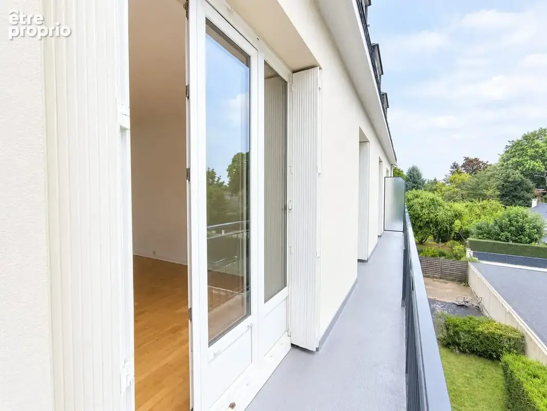 Appartement à SAINT-CYR-SUR-LOIRE