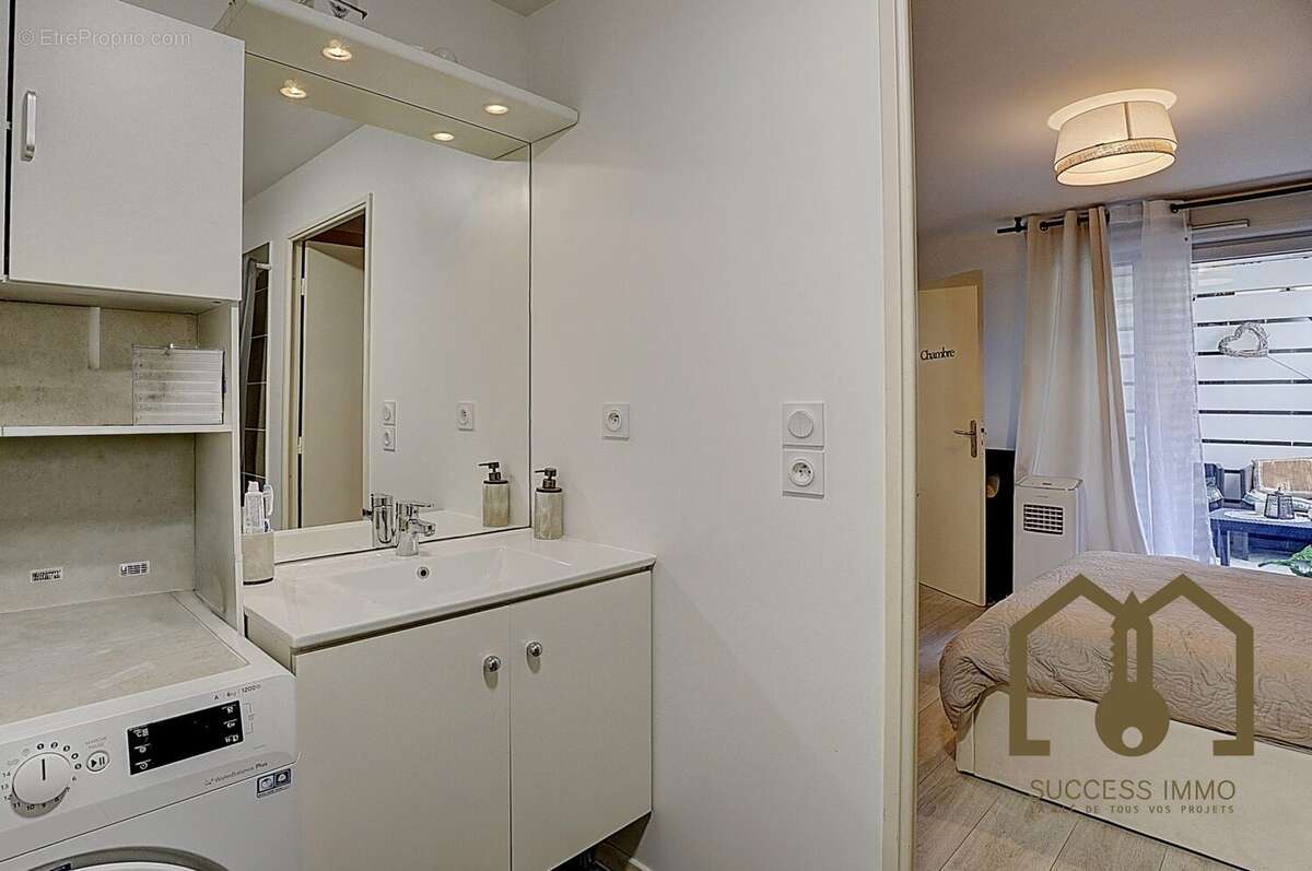 Appartement à VAULX-EN-VELIN