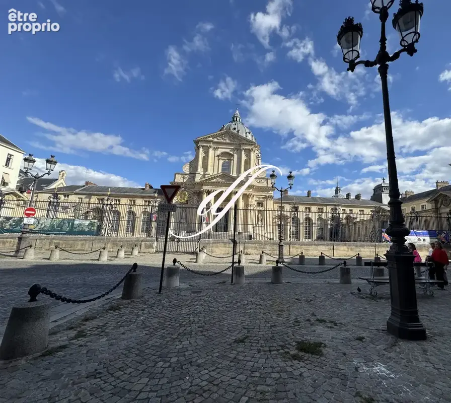 Photo Commerce à Paris-5e au prix de 672 000€