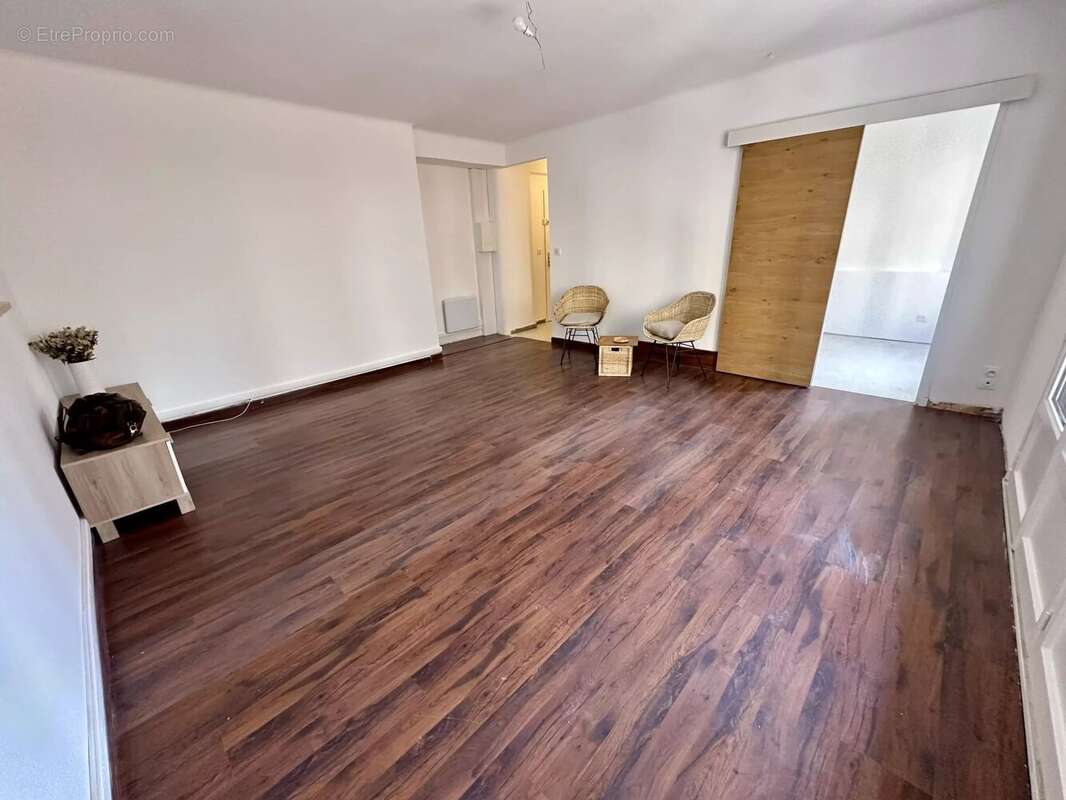 Appartement F2 de 47 m2, secteur Palais des congrès, cave - photo 6