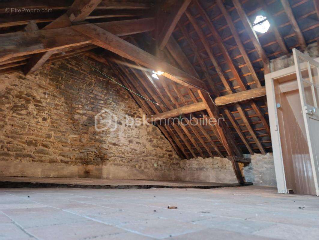 Maison à PRE-EN-PAIL