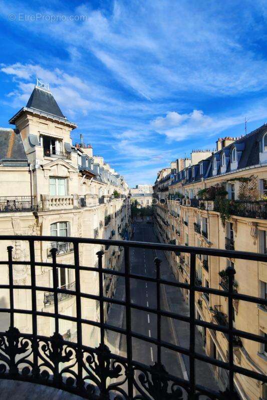 Paris 14ème Alésia dans un immeuble de standing - superbe 5 pièces avec balcons, chambre de service et 2 caves - photo 7