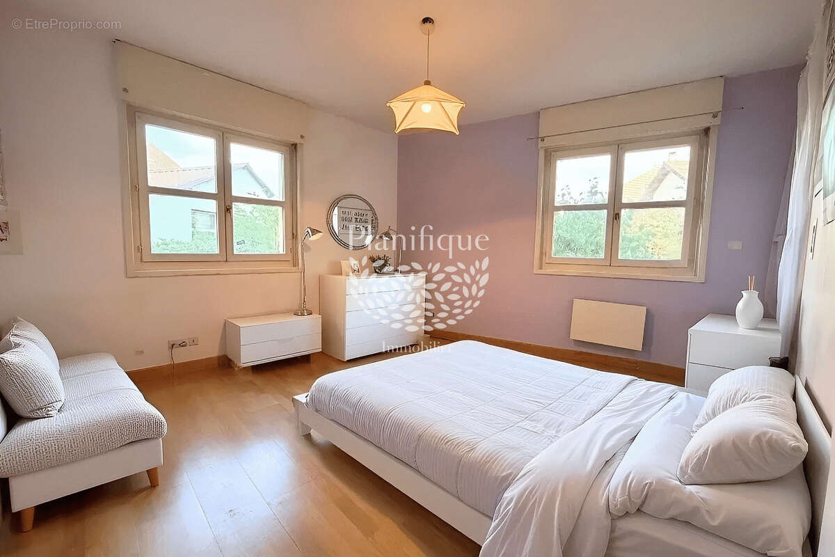 Appartement à DIVONNE-LES-BAINS