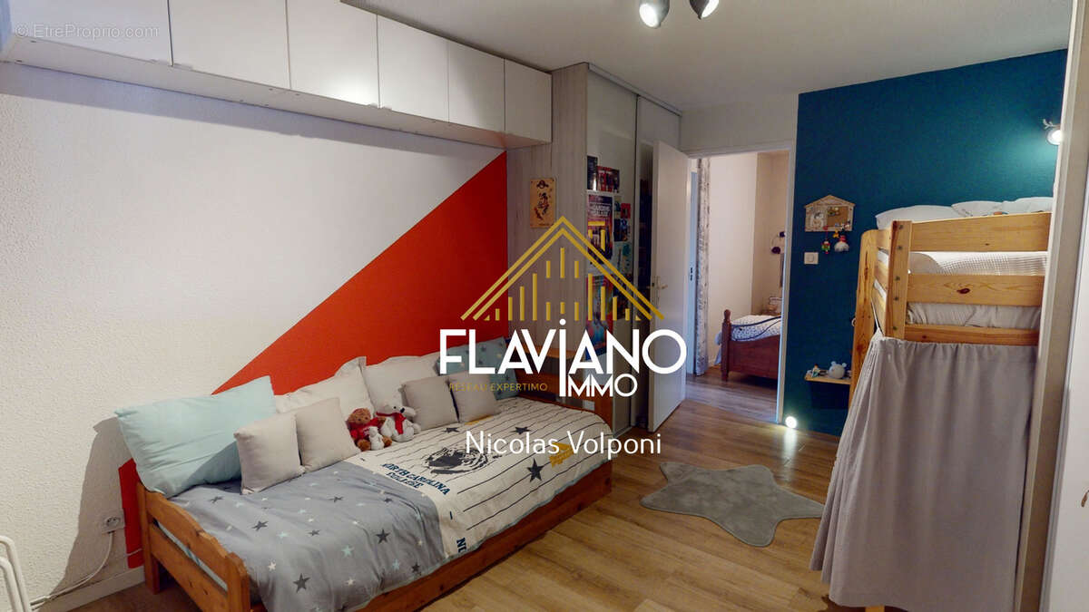 Appartement à LES THUILES