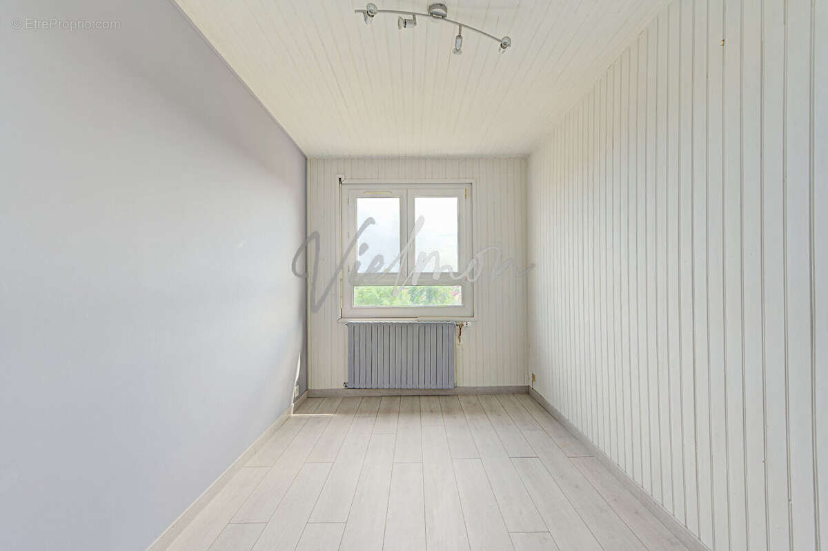 Appartement 4 pièces à vendre à Sartrouville - Dernier étage, lumineux et bien situé - photo 5