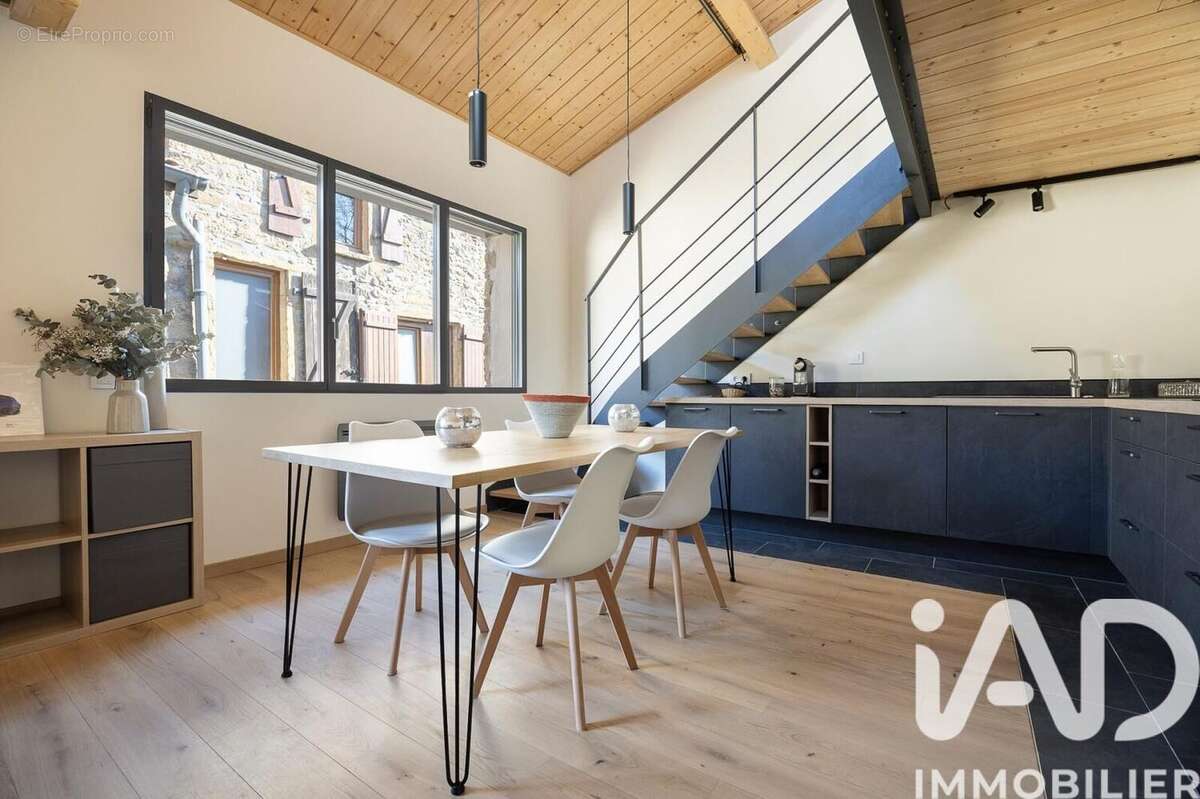 Photo 2 - Maison à SAINT-CYR-AU-MONT-D'OR