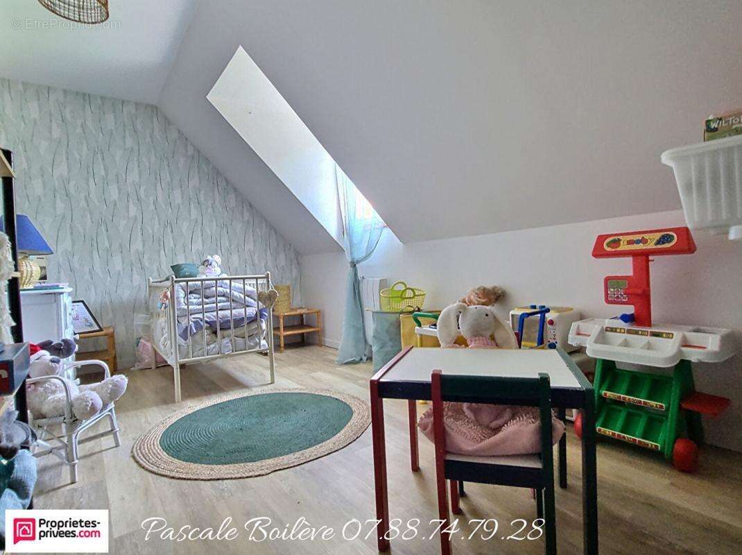 Maison 4 chambres - La breille les PIns (49390) - photo 12