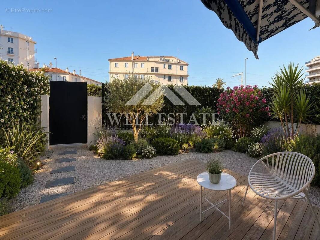 Appartement à CANNES