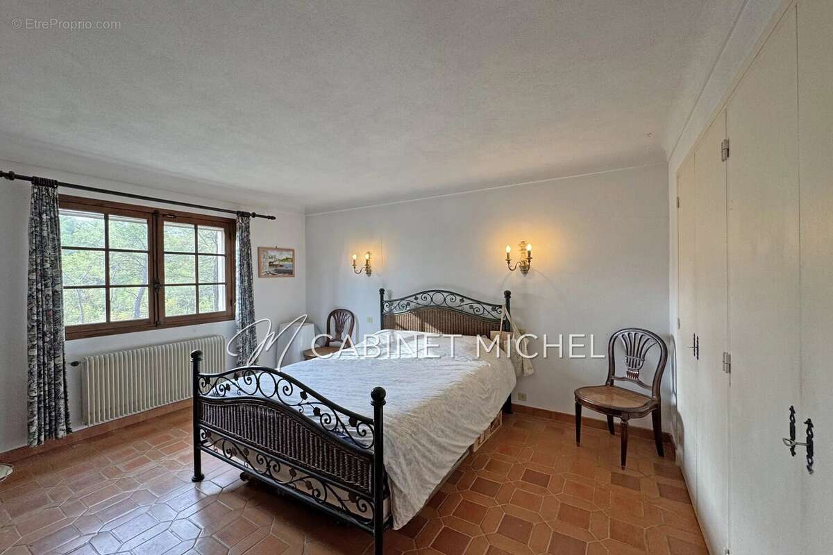 Maison à LE ROURET