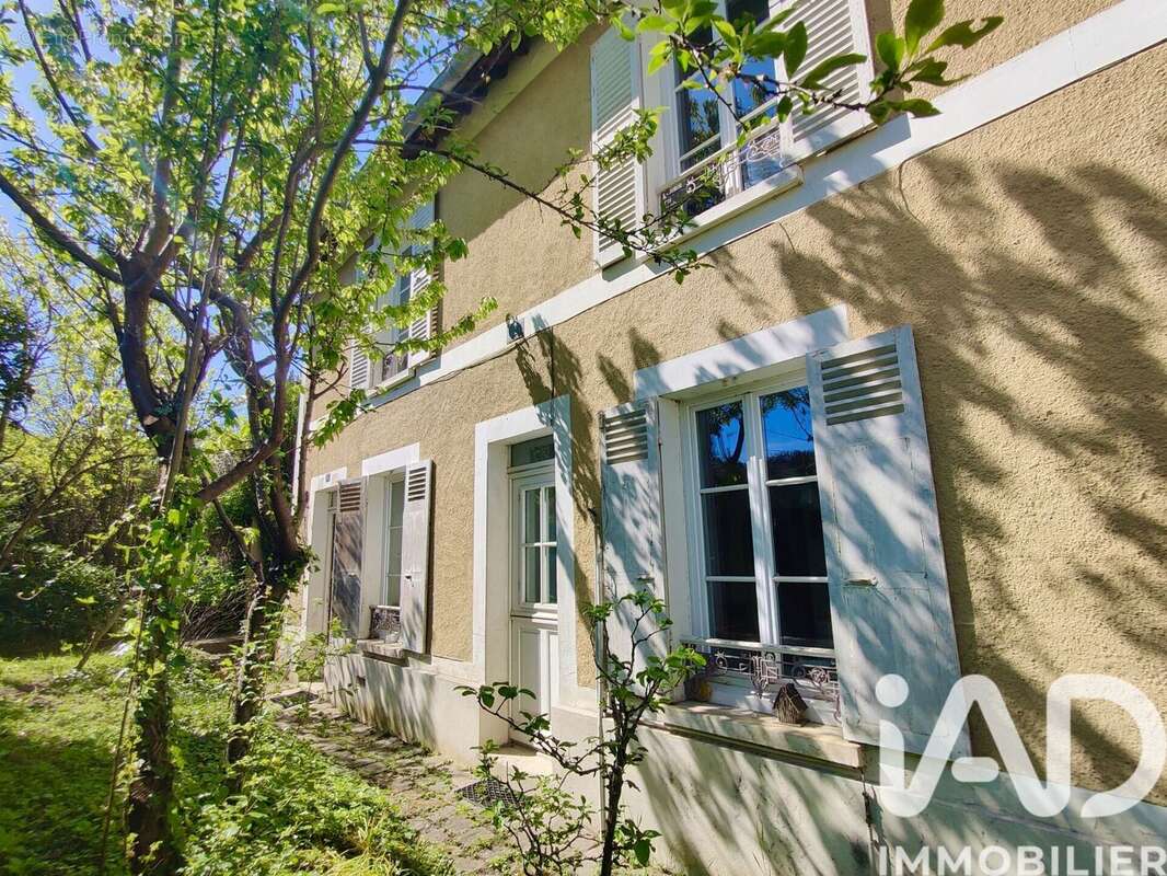 Photo 2 - Maison à JANVILLE-SUR-JUINE