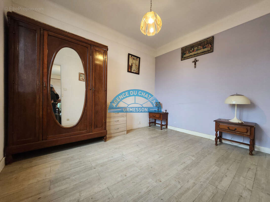 Maison à ORMESSON-SUR-MARNE