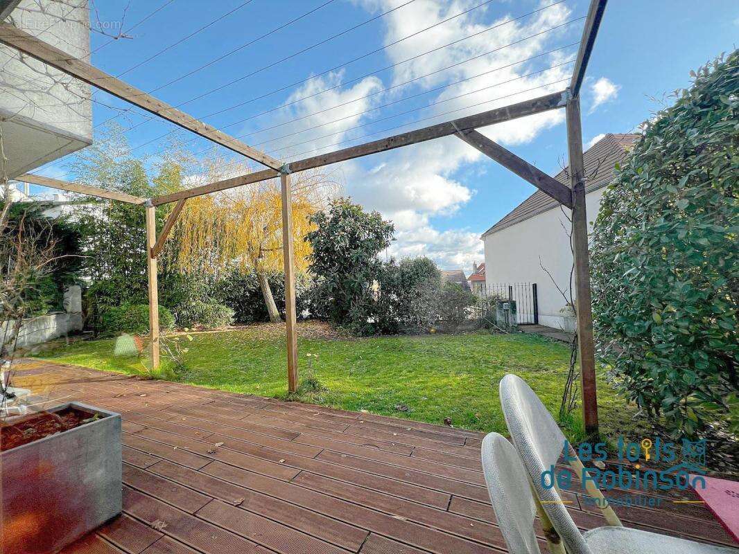 Maison à LE PLESSIS-ROBINSON