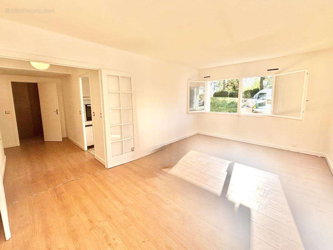 Appartement à PLAISIR