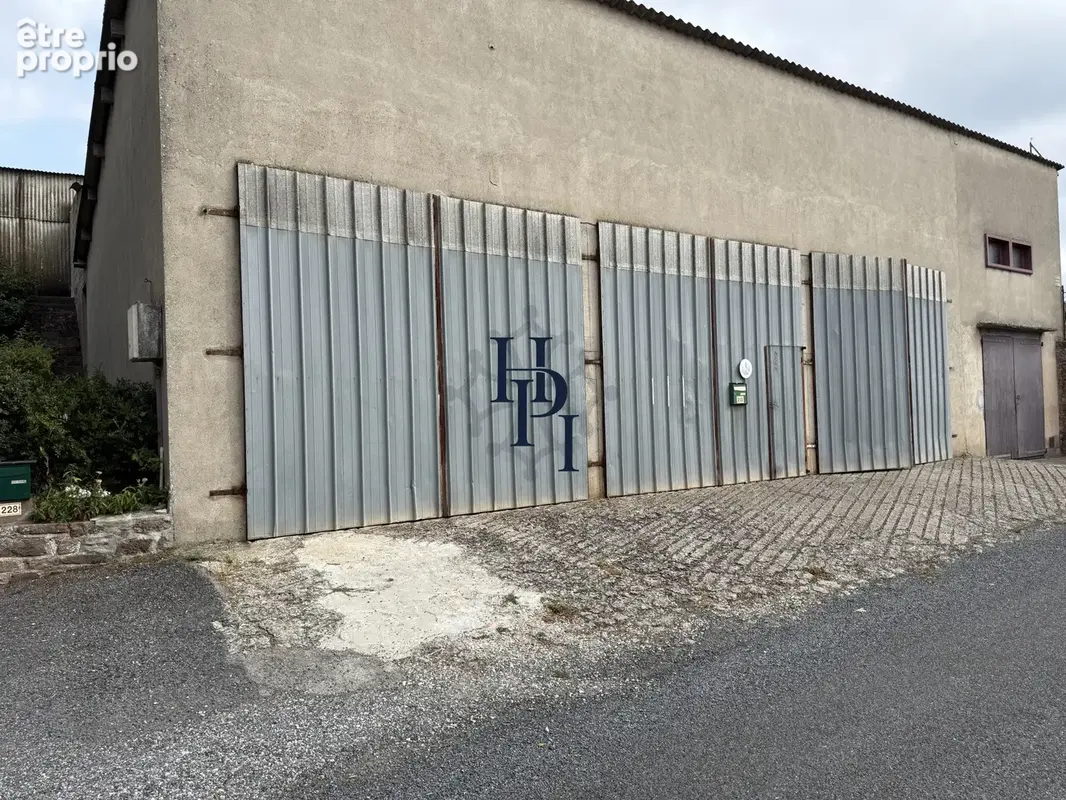 Vente dépôt avec hangar et terrain constructible Saint Affrique - photo 11