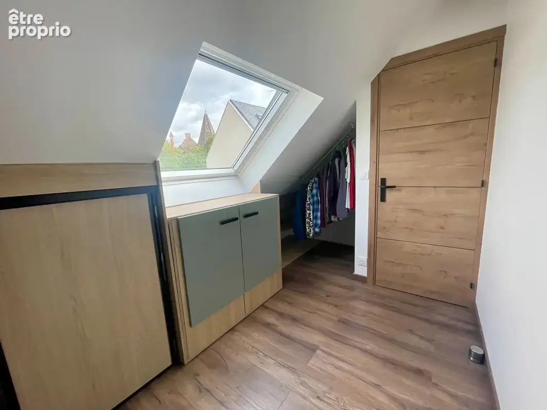 Maison Sucy En Brie 194 m2 - 5 chambres - dépendance - photo 15