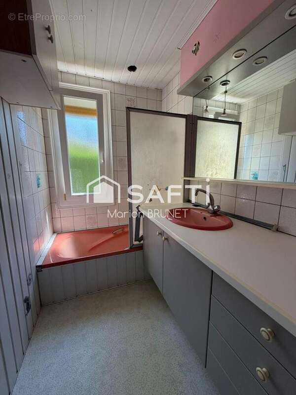 Maison 90 m² à Saint-Just-En-Chaussee  - photo 8