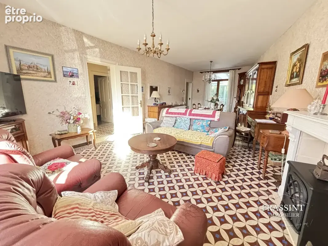Maison 7 pièces 162 m² à vendre à Les Rues-Des-Vignes (59258) - photo 5