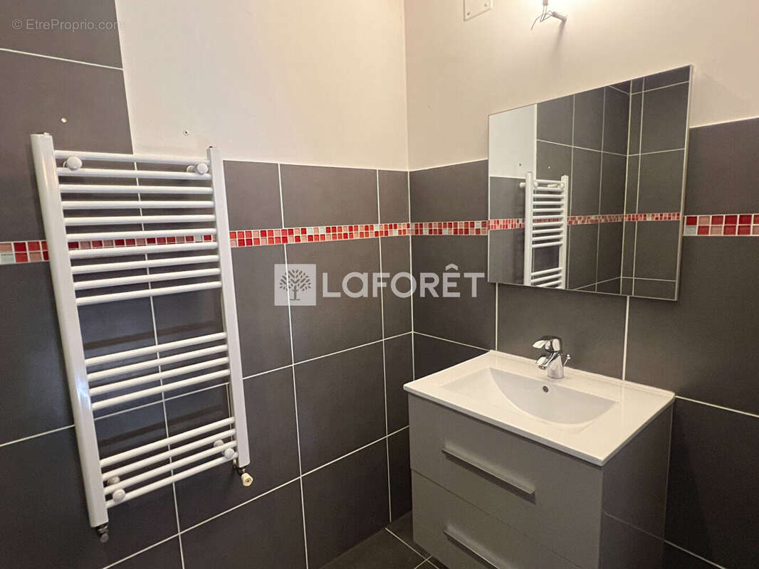 Maison à SAINT-GAUZENS