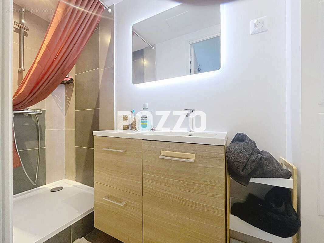 Appartement à SAINT-PAIR-SUR-MER