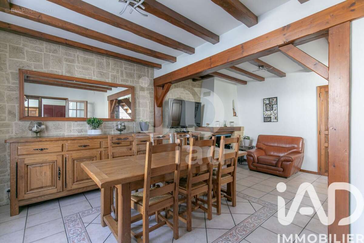 Maison 101 m² à Romainville  - photo 7