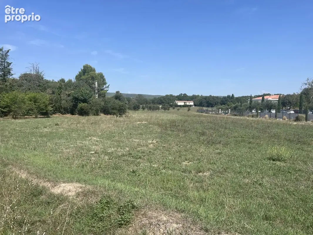 Terrain à bâtir de 650 m² à AIX-EN-PROVENCE (13) - photo 2
