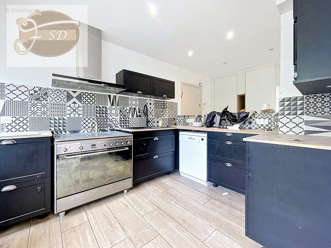 Appartement à MEYLAN